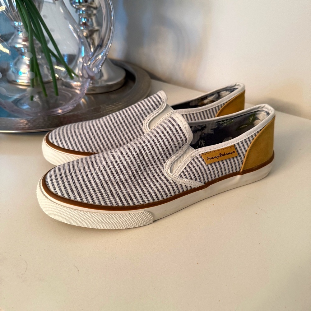 Tommy Bahama, Women's Loafers, Size 8.5